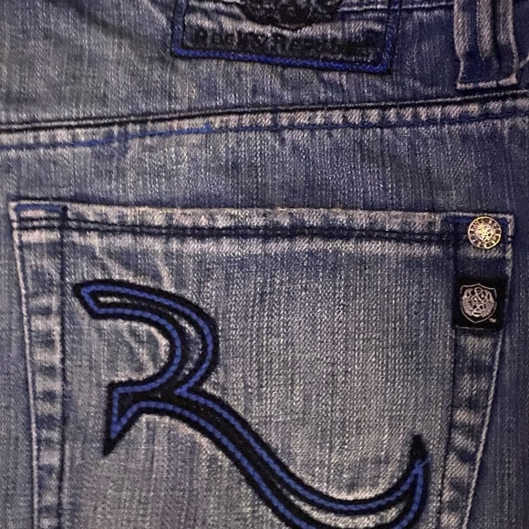 These are a pair of new without the tags old stock rock and republic jeans - Picture 2 of 4